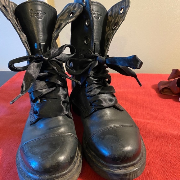 Dr Martens Aimilie Fold Down Black US 7/UK 5 - Rare with ribbon laces - Picture 3 of 8